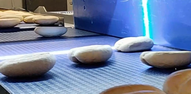Camera counting bread line